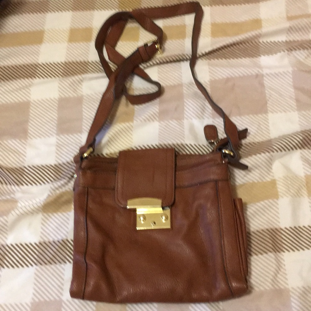 Handbags - Picture 4 of 7